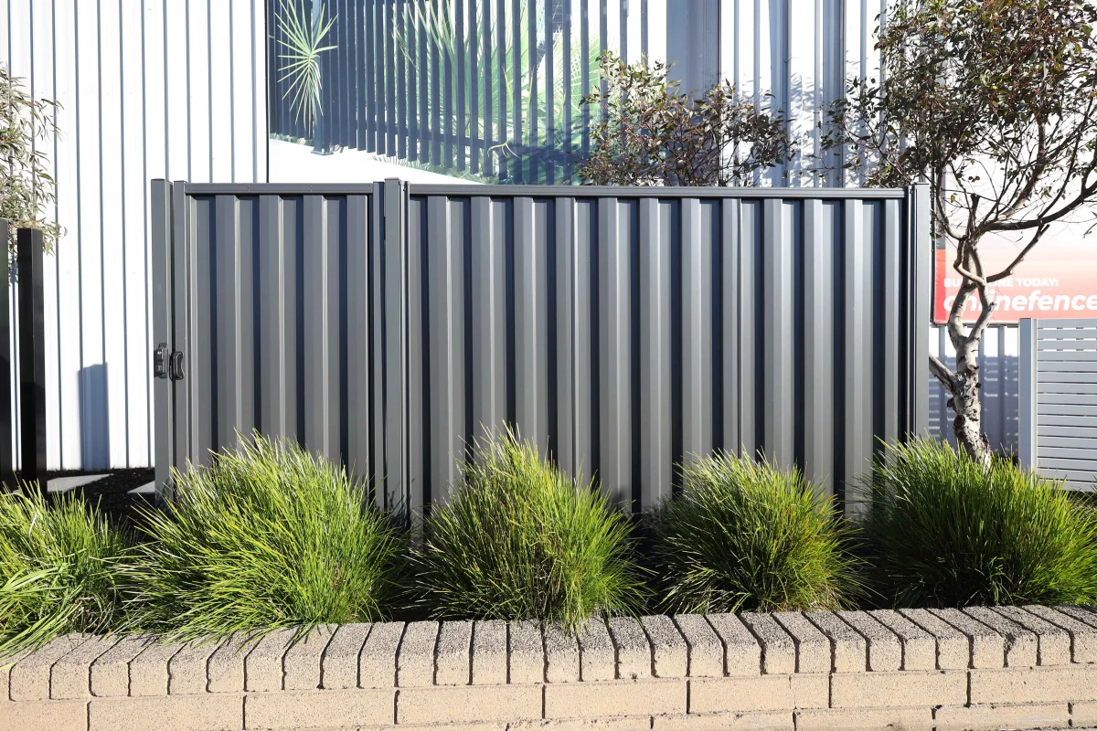 citywide-macedon-group-metline-colourbond-display-front-rectangle-66629e08804d5
