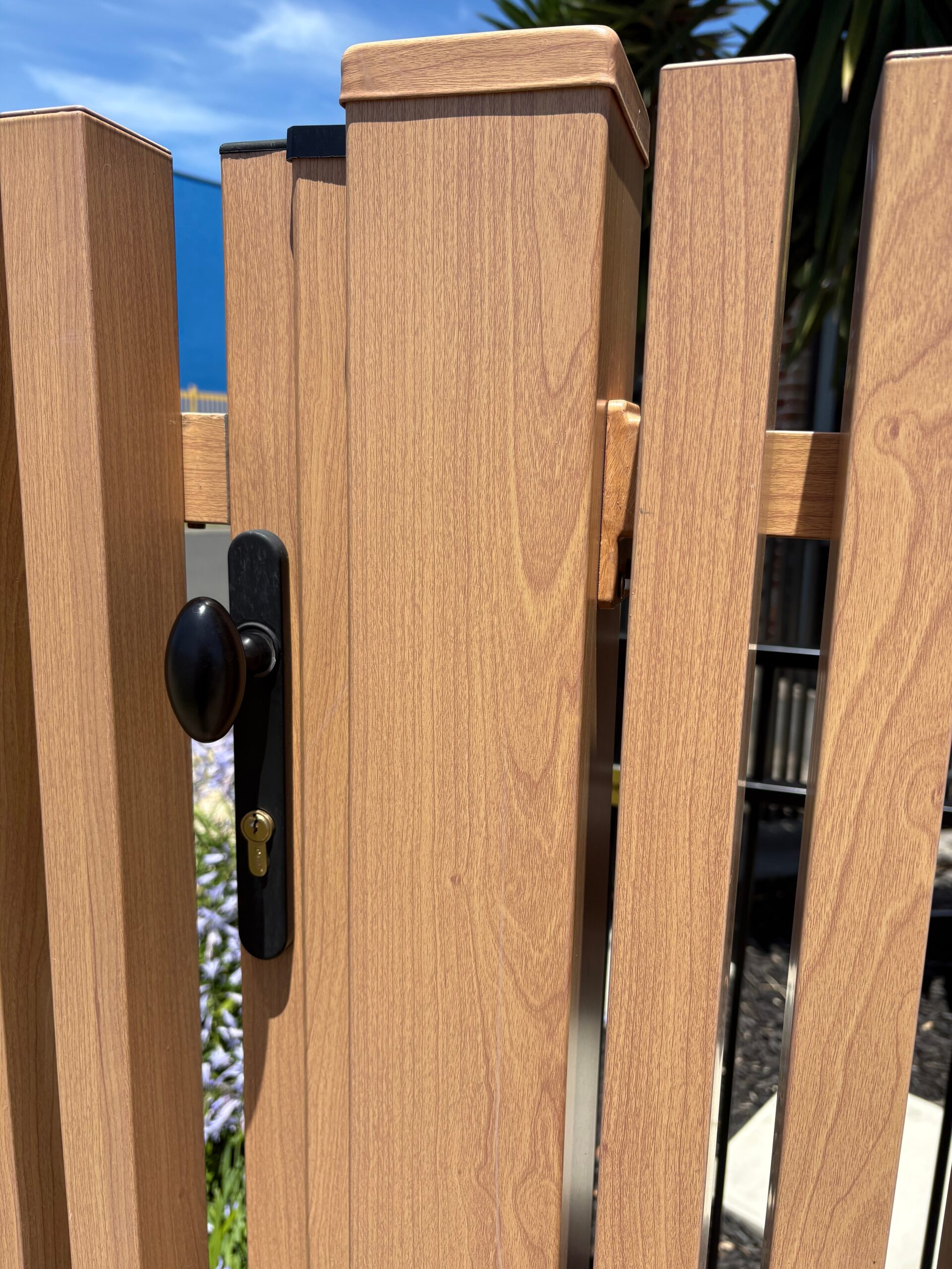 The Oak Batten Inground Post - 100x100x1800