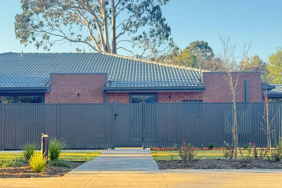 citywide-macedon-group-vertical-slat-fence-gate-rectangle-68b665083cb77