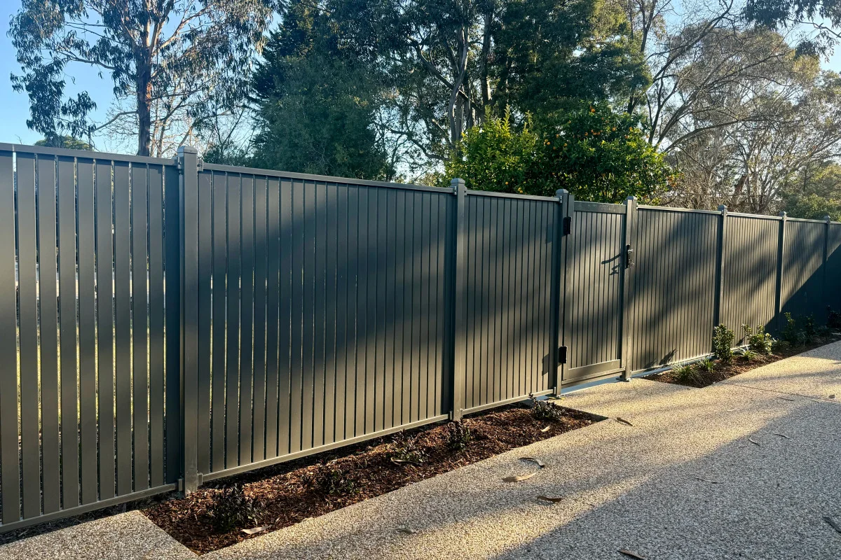 citywide-macedon-group-vertical-slat-fence-panels-long-rectangle-68b66509e0fe8