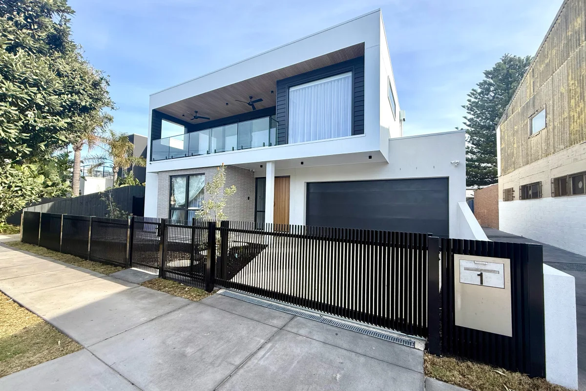 citywide-macedon-group-angled-blade-fin-residential-rectangle-68d4b7af262d5