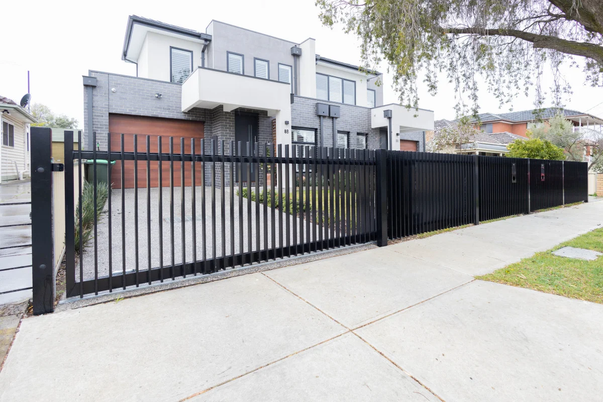 citywide-macedon-group-blade-sliding-gate-4212-rectangle-631e8a8696a9e